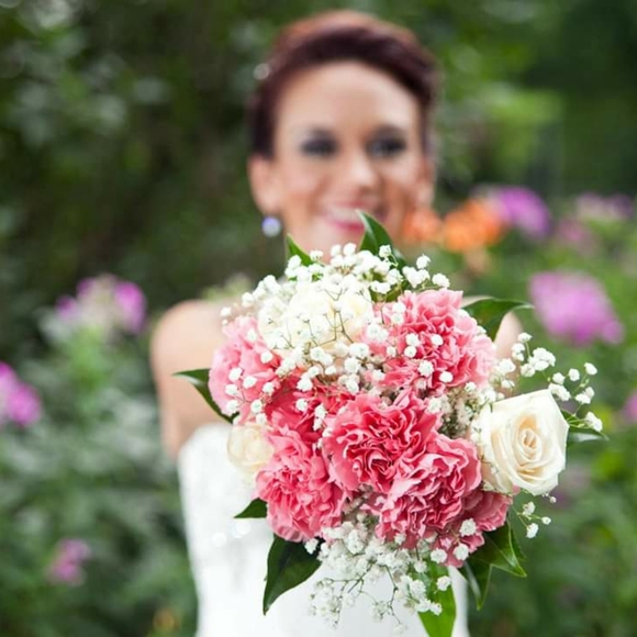 Meet your Posher, Jill - Picture 2 of 3